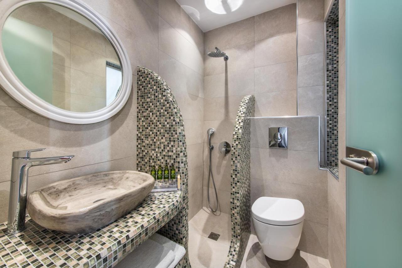 סנטוריני Nectarios Villa - Studios & Suites Adults Only מראה חיצוני תמונה